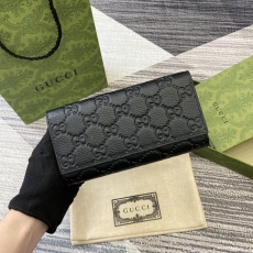 Gucci Wallets & Purse